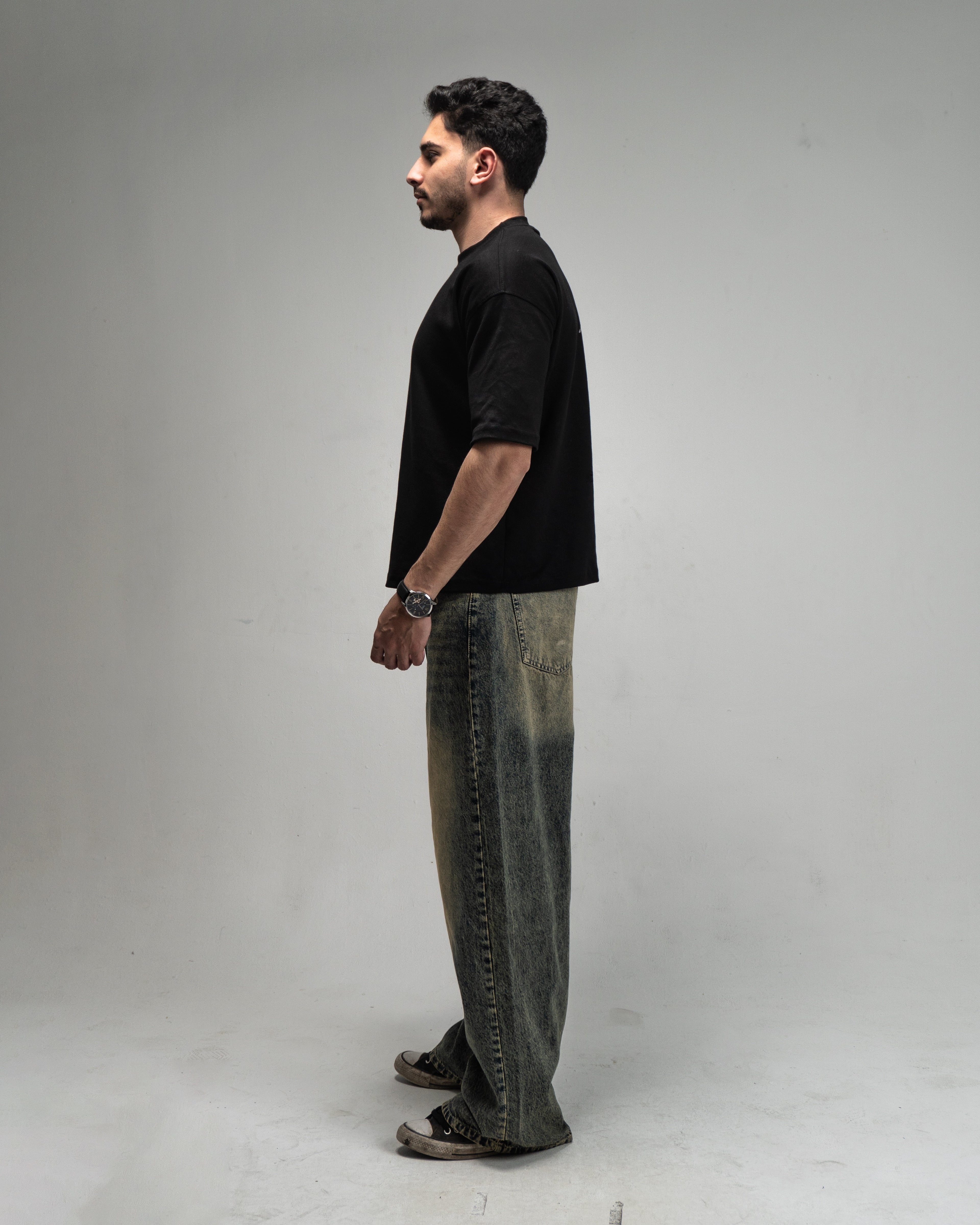Oversized boxy fit Raze BLACK t-shirt